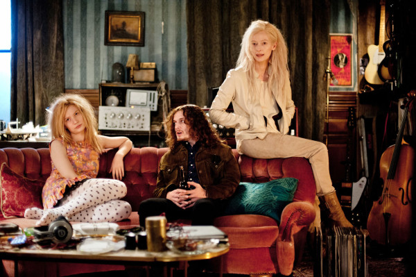 Přežijí jen milenci (R: Jim Jarmusch)