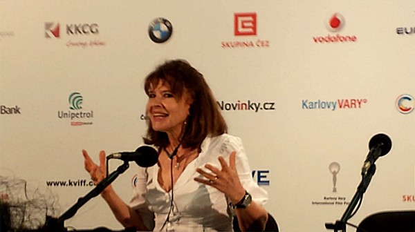 Fanny Ardant na tiskovce (foto: totalfilm.cz)