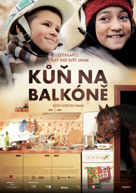 Kun na balkone