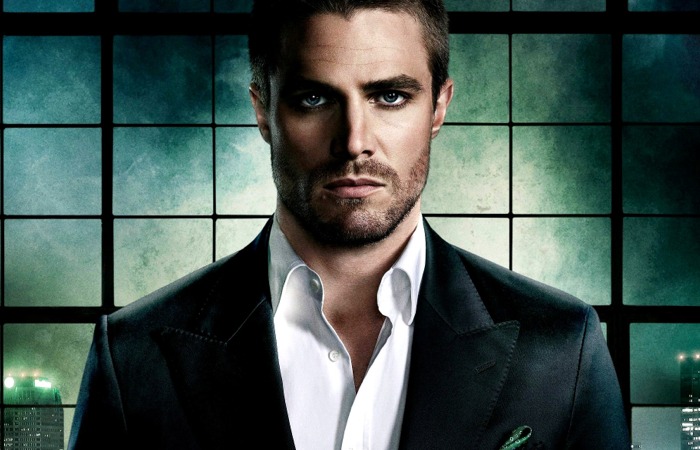 Padesát Stephen Amell